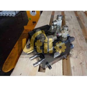 Distribuitor hidraulic buldoexcavator cat 428e ult-012908