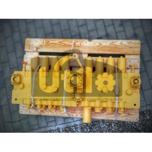 Distribuitor hidraulic miniexcavator bobcat 320 ult-013648