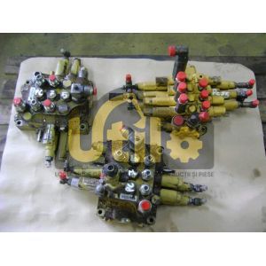Distributor hidraulic miniexcavator komatsu pc58 ult-014318