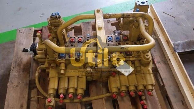 Distribuitor caterpillar 330 ult-012816