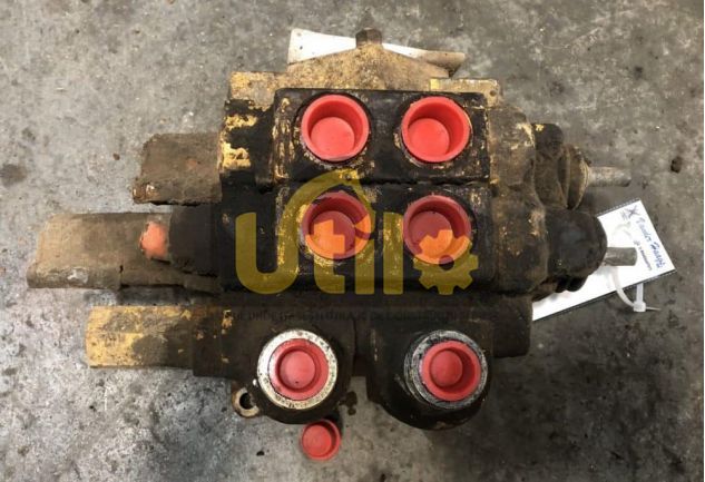 Distribuitor buldozer caterpillar d5h ult-012809