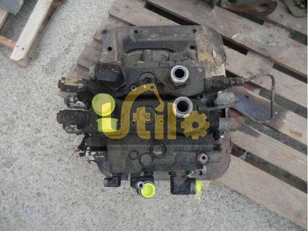 Distribuitor hidraulic buldozer caterpillar 963d ult-012917