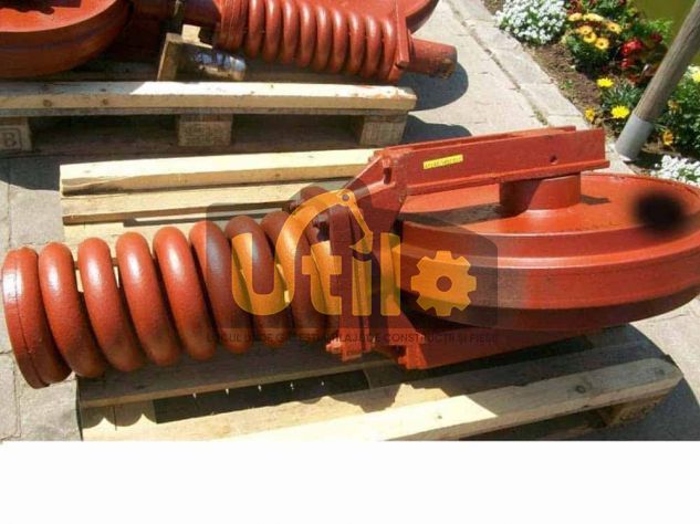 Idler excavator case cx210 ult-017176