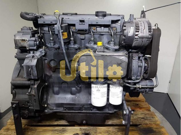 Motor buldoexcavator volvo bl71 ult-020209