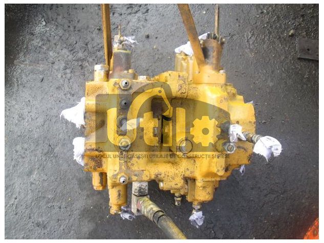 Distribuitor hidraulic komatsu pc200 ult-013514