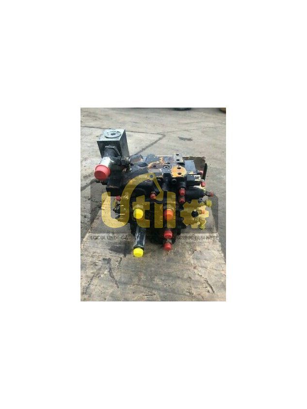 Distribuitor hidraulic miniexcavator bobcat 334 ult-013668