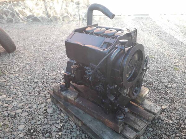 Motor Deutz BF4L913 pentru Echipamente Grele