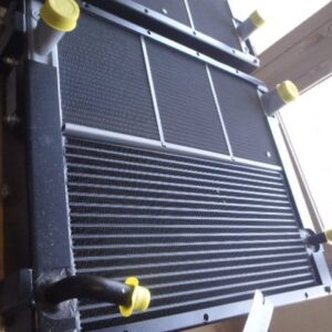 Radiator de racire AKG 5290770000 pentru excavatoare CAS 688
