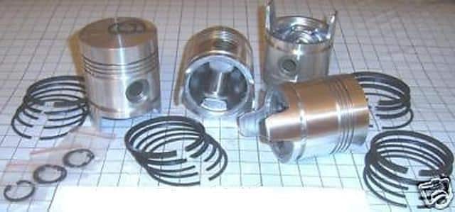 Set piston complet pentru CASE IH