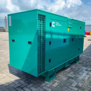 Set generator Stamford cu motor Cummins 6BTA5.9, 110 kVA, nou, cu garantie, panou de comanda, rezervor, cutie, an 2022