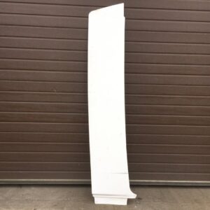 Spoiler lateral cabina stanga Mercedes 00615686 alb