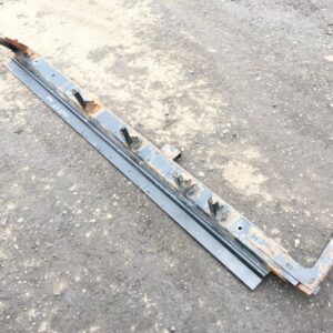 Suport pentru placi de trepte stanga Renault 5010574863, uzat