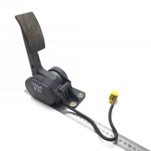 Pedala de acceleratie cu senzor de pozitie pentru Mercedes – Coduri A6283000004, 6283000004, 6282900299, A6282900299
