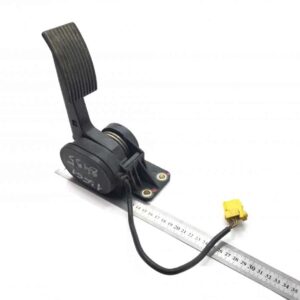 Pedala de acceleratie cu senzor de pozitie pentru Mercedes A6283000004 / 6283000004 / 6282900299 / A6282900299
