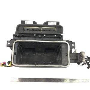 Set de radiatoare pentru incalzire/racire cabina cu carcasa MAN 81619006441/81619006444/81619006450/81619006451