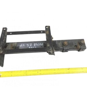 Suport pentru aparator de noroi axa fata/spate stanga DAF, cod 2007573, 2185829, 1955059