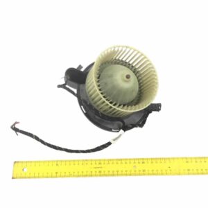 Ventilator de incalzire pentru Mercedes – Coduri compatibile: 0028302408, 0028304008, 0038308908, A0028302408, A0028304008, A0038308908