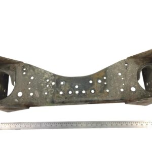 Traversa Cadru Scania – Element de Fixare Metalic, Perforat, Dimensiuni Ajustabile