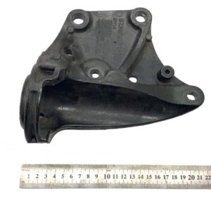 Suport pentru arc pneumatic cabina fata stanga Renault 7482316136 82316136