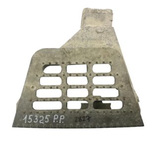 Suport placa treapta inferioara dreapta DAF – Coduri: 1641631 / 0962643 / 2207621