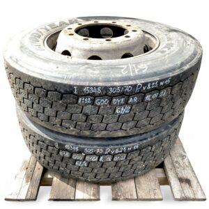 Set 2 Roti Goodyear 305/70 R22.5 PV 8.25 M15 pentru Volvo