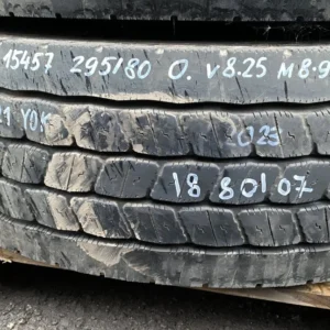 Roata Volvo 295/80R22.5 22.5×8.25 M8:9