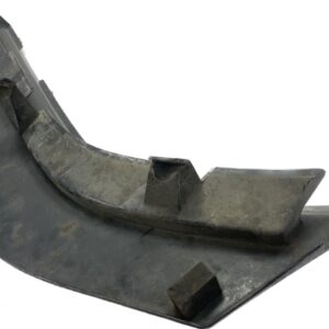 Capac plastic intre cabina si aparator noroi fata dreapta Scania 1431932-13