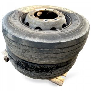 Set 2 roti Goodyear Urbanmax MCD 305/70R22.5 pentru Volvo