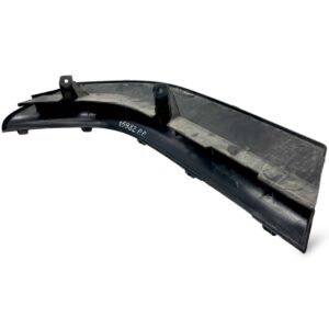 Capac din plastic intre cabina si aparator de noroi fata dreapta pentru Scania (Cod: 1431932)