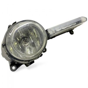 Lampa de Ceata Dreapta Mercedes (Coduri: A9608201056, A9608203256, A9608200556)