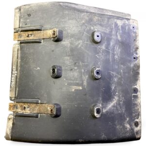 Aparator de noroi axa motrica spate stanga Scania 2668246