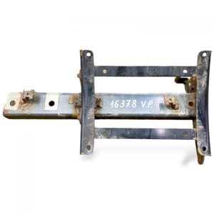 Suport pentru aparator de noroi axa fata/spate stanga DAF 16378 V.P