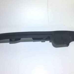 Capac plastic sub parbriz dreapta Scania