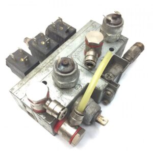 Supapa de control usa laterala autobuz Volvo Wabco 13302122 20550838