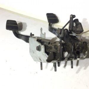Pedala Ambreiaj si Frana cu Panou pentru Scania – Coduri OEM: 1428690, 1428665, 1726423, 1428667, 1483865, 2388629, 1435680, 1731241, 1548492