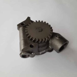 Pompa de ulei motor komatsu 6d125 ult-033307