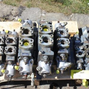 Distribuitor hidraulic pentru excavator atlas 2005 m ult-014051