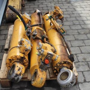 Cilindru hidraulic liebherr a922 ult-06458