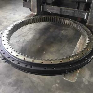 Coroana de rotire Komatsu PC128, PC160, PC180, PC210, PC240, PC350