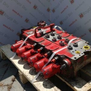 Distribuitor hidraulic miniexcavator bobcat e35 ult-013674
